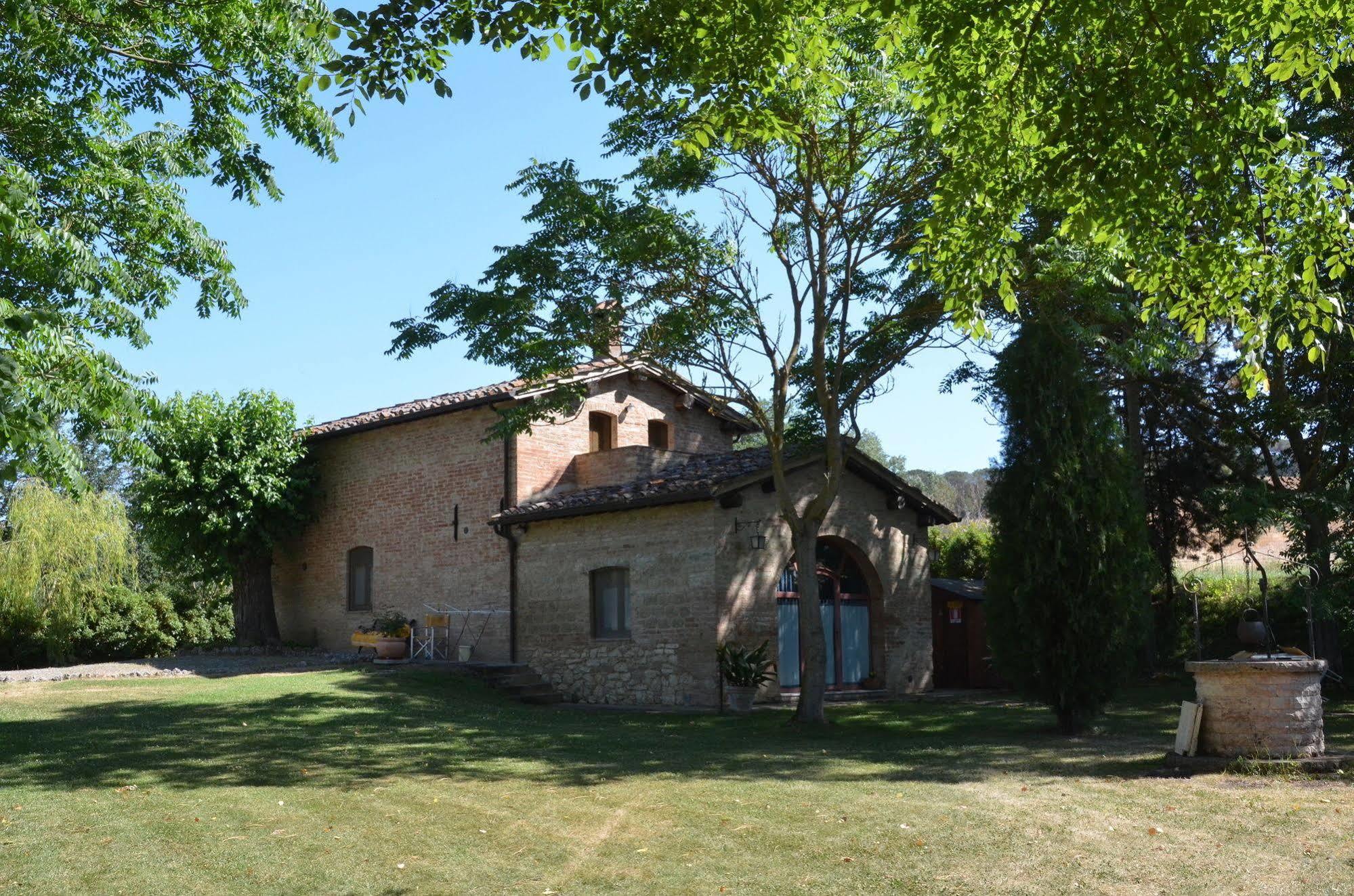 San Fabiano Villa Monteroni dʼArbia Exteriör bild