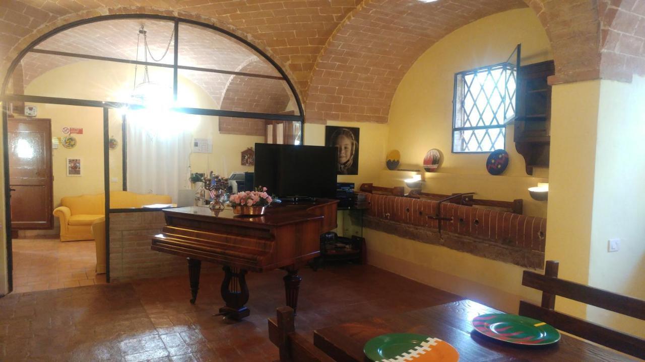 San Fabiano Villa Monteroni dʼArbia Exteriör bild